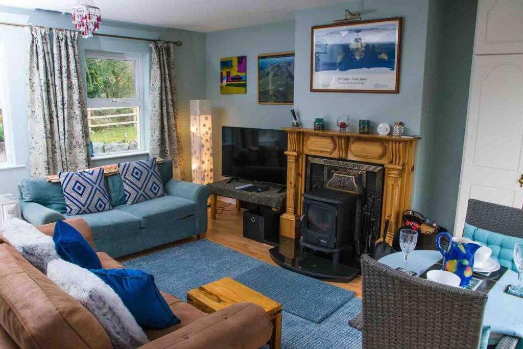 Kingfisher Riverside Retreat ケンメア エクステリア 写真