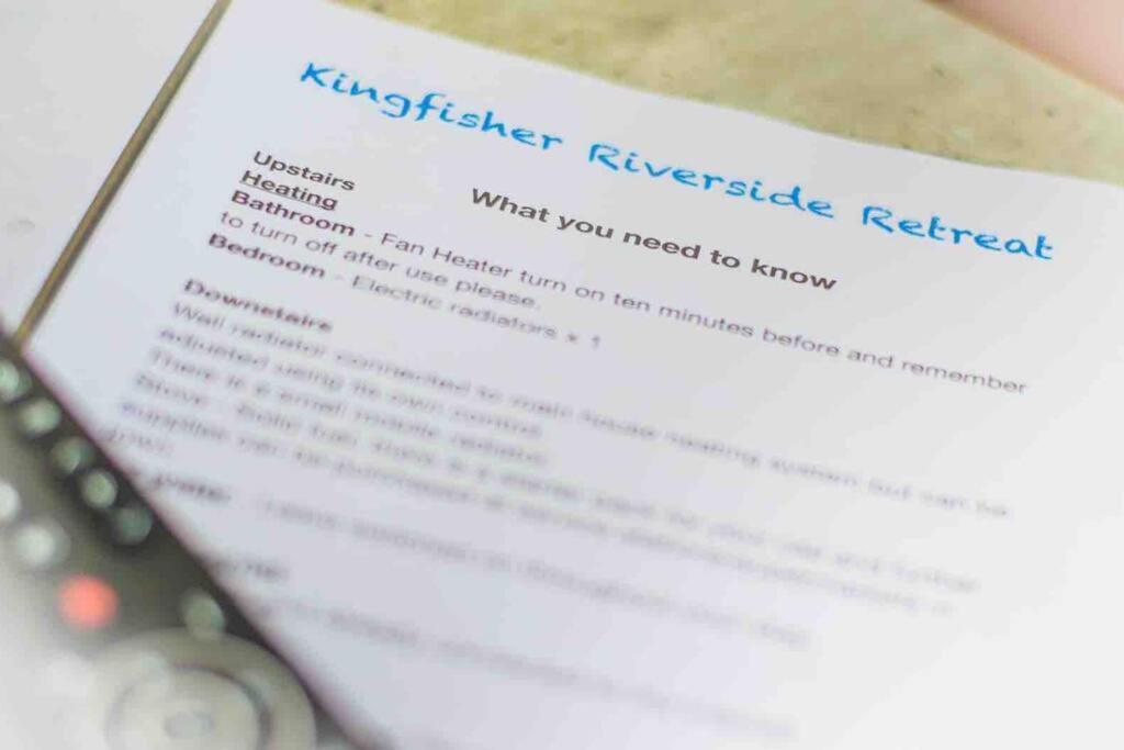 Kingfisher Riverside Retreat ケンメア エクステリア 写真